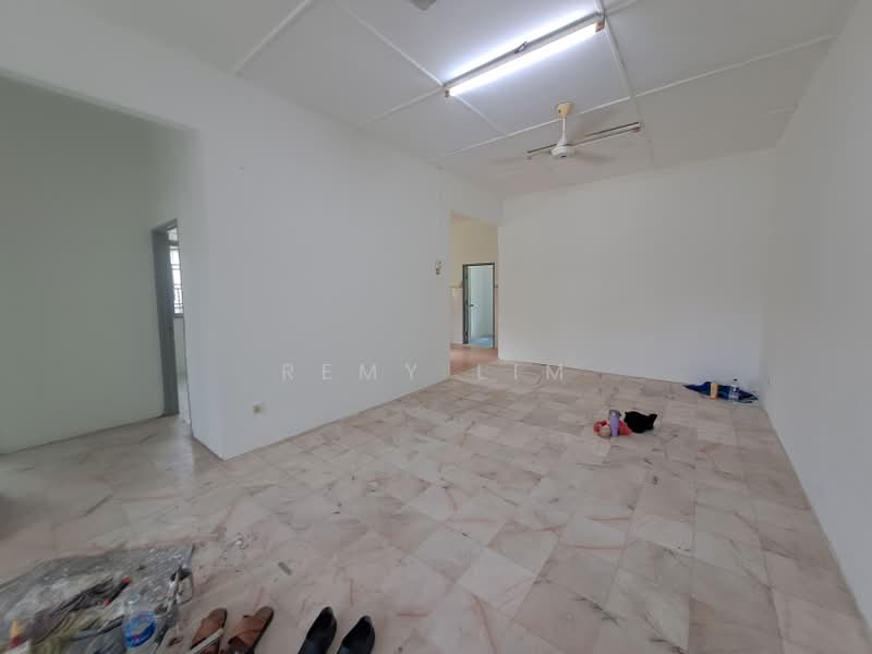 Rumah Berkembar untuk Dijual di Sepang (Selangor) - Remy Lim - PropertyGuru.com.my