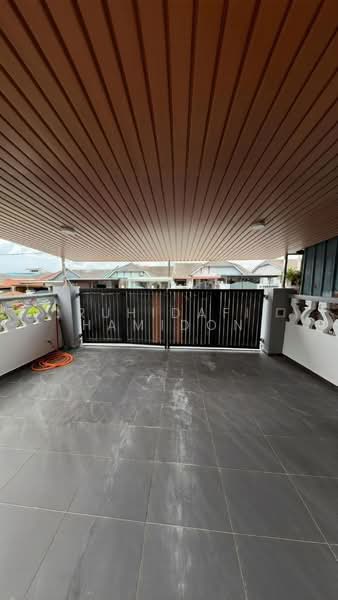 1-storey Terraced House for Sale in Taman Universiti (Skudai) - RUHIDAFI HAMIDON - Exterior - PropertyGuru.com.my