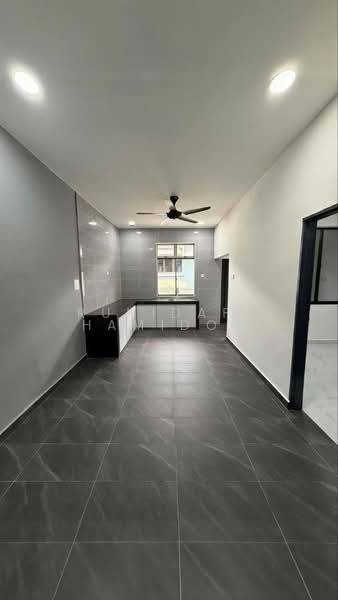 1-storey Terraced House for Sale in Taman Universiti (Skudai) - RUHIDAFI HAMIDON - Kitchen - PropertyGuru.com.my