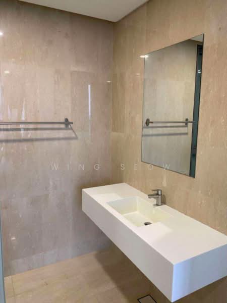 Kondominium untuk Dijual di The Fennel - Wing Seow - Bathroom - PropertyGuru.com.my