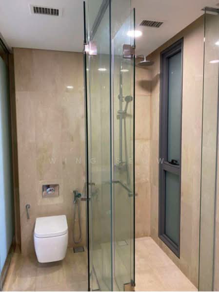 Kondominium untuk Dijual di The Fennel - Wing Seow - Bathroom - PropertyGuru.com.my