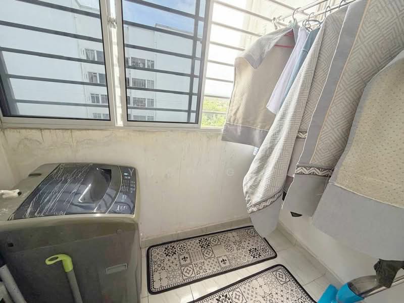 Apartment for Sale at Denai Nusantara Apartment - Yucong . - Balcony - PropertyGuru.com.my