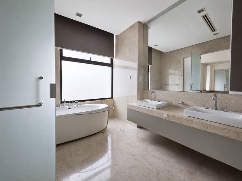 Kondominium untuk Dijual di Gallery @ U-Thant - Yoland Woon - Master Bathroom - PropertyGuru.com.my