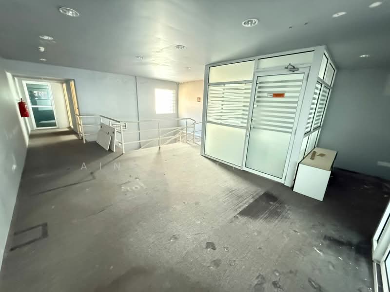 Shop / Office for Rent in Ipoh (Perak) - Ainsley Thong - Corridor - PropertyGuru.com.my