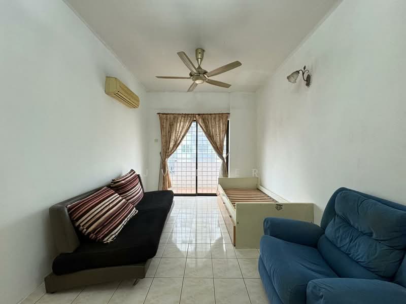 Apartment for Sale at Bougainvilla - Tajvinder . - Living Room - PropertyGuru.com.my