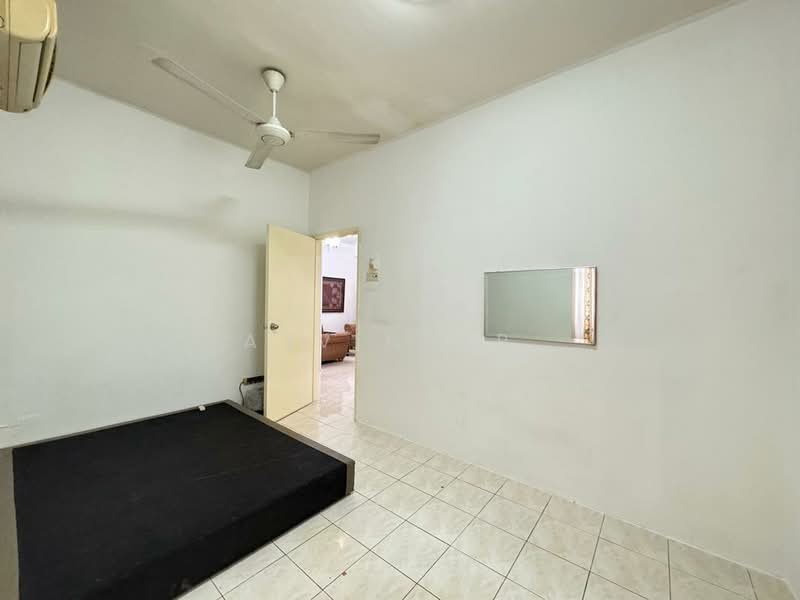Apartment for Sale at Bougainvilla - Tajvinder . - Bedroom - PropertyGuru.com.my