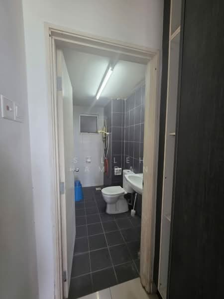 Servis Apartment untuk Disewa di The Arc - Salleh Hamdan - Bathroom - PropertyGuru.com.my