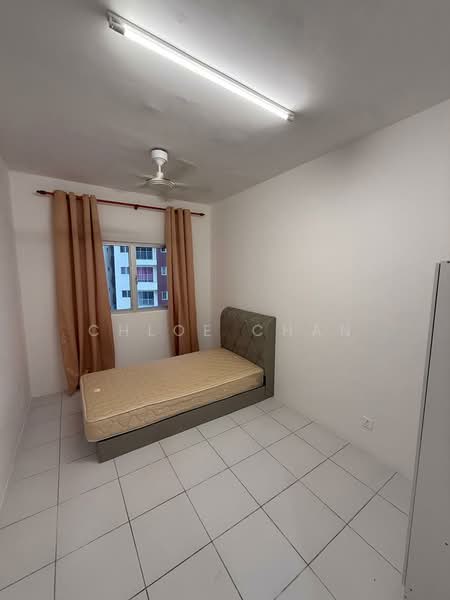 Condominium for Rent at Residensi Sateria - Chloe Chan - Bedroom - PropertyGuru.com.my