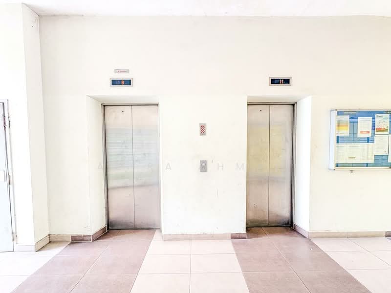 Pangsapuri untuk Dijual di The Residence 1 @ Tiara South - Azira Ahmad - Corridor - PropertyGuru.com.my