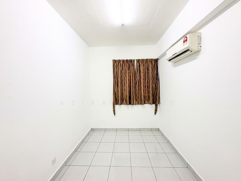 Pangsapuri untuk Dijual di The Residence 1 @ Tiara South - Azira Ahmad - Interior - PropertyGuru.com.my