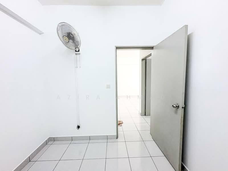 Pangsapuri untuk Dijual di The Residence 1 @ Tiara South - Azira Ahmad - Interior - PropertyGuru.com.my