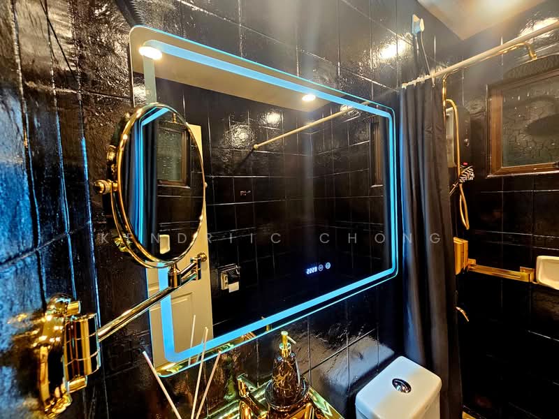 Kondominium untuk Disewa di Pelangi Utama - Kendriic Chong - Bathroom - PropertyGuru.com.my