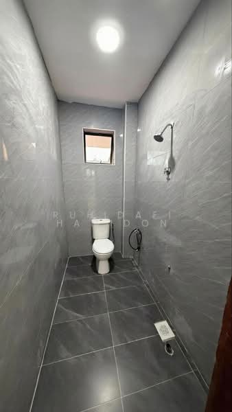 Rumah Teres 2 Tingkat untuk Dijual di Senai (Johor) - RUHIDAFI HAMIDON - Bathroom - PropertyGuru.com.my