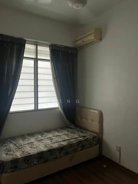 Apartment for Sale at Ferringhi Mutiara Apartment - Leong . - Bedroom - PropertyGuru.com.my