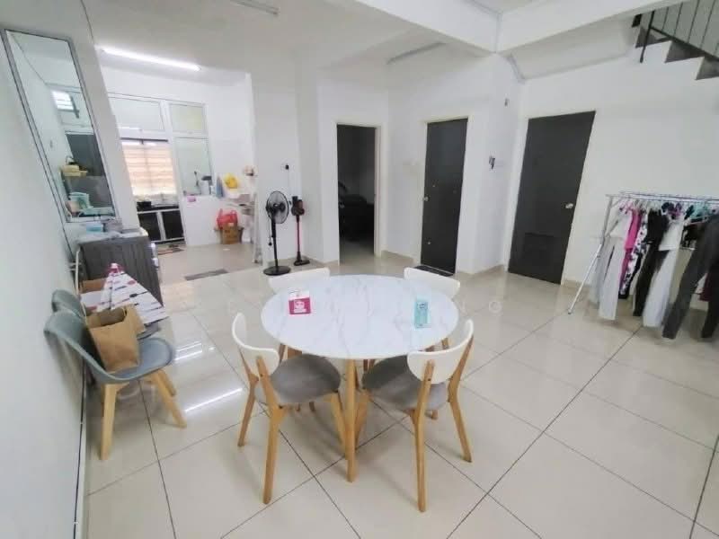 2-storey Terraced House for Sale in Mutiara Rini (Skudai) - Seven Kong - Interior - PropertyGuru.com.my