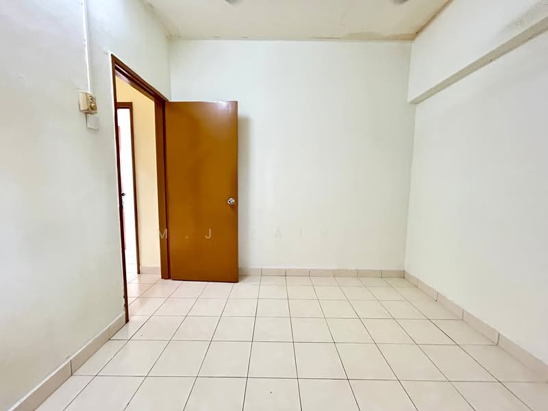 Kondominium untuk Dijual di Pangsapuri Saujana Gombak - M.J Zairin - Interior - PropertyGuru.com.my