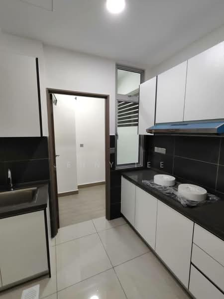 Servis Apartment untuk Disewa di SKS Habitat - Jenny Tee - Kitchen - PropertyGuru.com.my