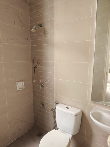 Rumah Berkembar untuk Dijual di Temasya Glenmarie (Glenmarie) - Jacky Lin - Bathroom - PropertyGuru.com.my