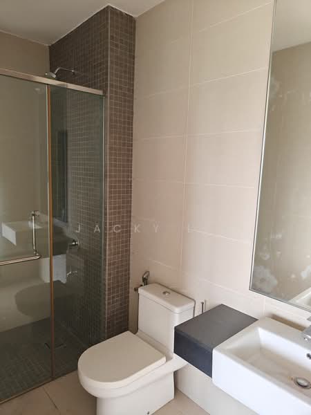 Rumah Berkembar untuk Dijual di Temasya Glenmarie (Glenmarie) - Jacky Lin - Bathroom - PropertyGuru.com.my
