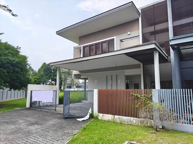 Rumah Berkembar untuk Dijual di Temasya Glenmarie (Glenmarie) - Jacky Lin - Exterior - PropertyGuru.com.my