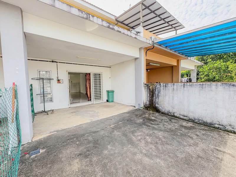 2-storey Terraced House for Sale in Bandar Rinching (Semenyih) - Azira Ahmad - Exterior - PropertyGuru.com.my
