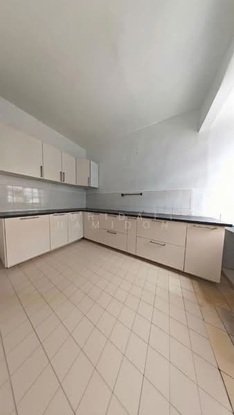 Rumah Teres 2 Tingkat untuk Dijual di Taman Puteri Wangsa (Ulu Tiram) - RUHIDAFI HAMIDON - Kitchen - PropertyGuru.com.my