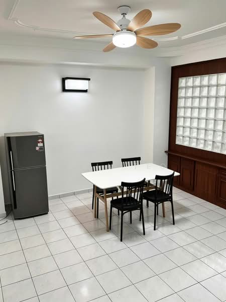 2-storey Terraced House for Rent in Taman Putri (Kulai) - Robin Teo - Dining Room - PropertyGuru.com.my