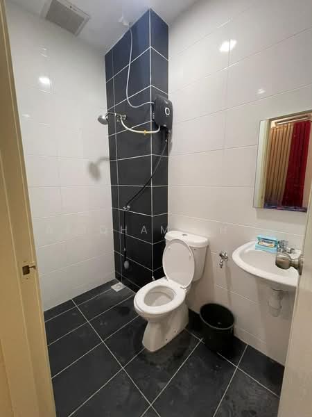 Rumah Teres 1 Tingkat untuk Disewa di Seberang Perai (Penang) - AfiqHamzah . - Bathroom - PropertyGuru.com.my