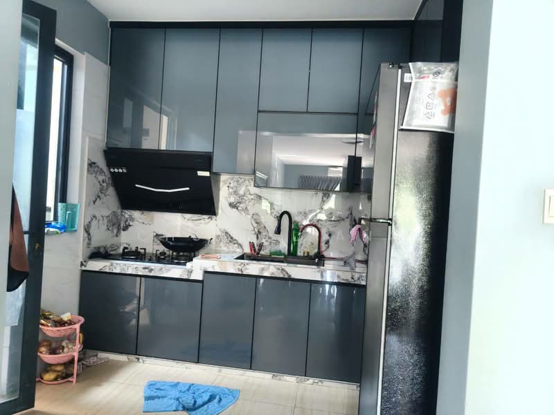 Kediaman Servis untuk Dijual di Country Garden Central Park - Chuan Liang - Kitchen - PropertyGuru.com.my