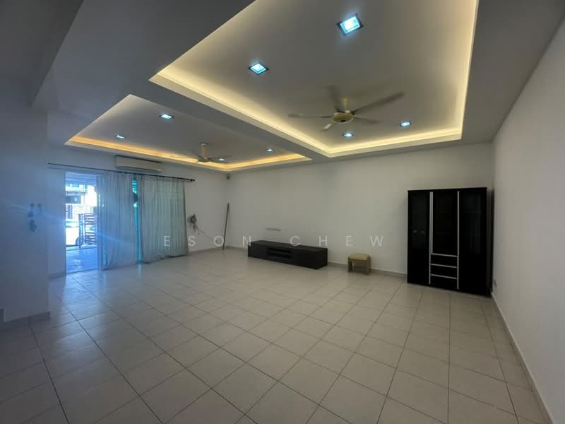 2-storey Terraced House for Rent in Ampang (Selangor) - Eson Chew - Living Room - PropertyGuru.com.my