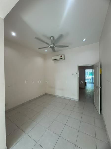 2-storey Terraced House for Rent in Ampang (Selangor) - Eson Chew - Living Room - PropertyGuru.com.my