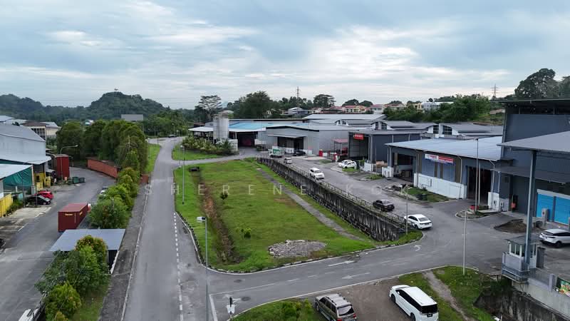 Semi-D Factory for Sale in Batu Kitang Light Industrial Park (Kuching) - Sherene Kok - PropertyGuru.com.my