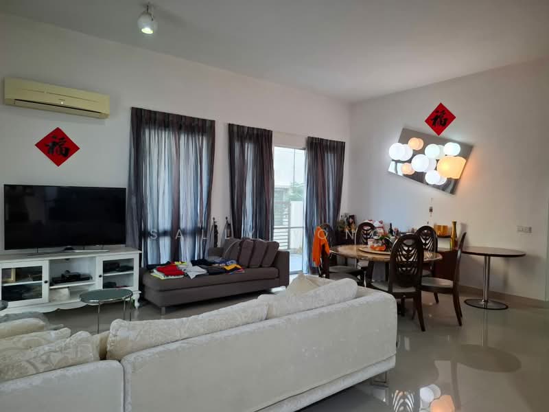 Rumah Berkembar untuk Dijual di Setia Damai (Setia Alam) - Sally Yong - Living Room - PropertyGuru.com.my