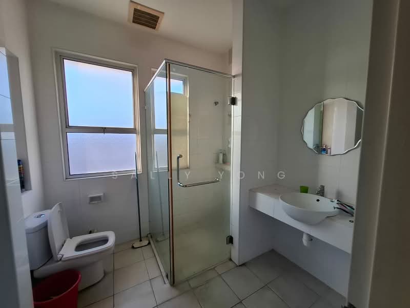 Rumah Berkembar untuk Dijual di Setia Damai (Setia Alam) - Sally Yong - Bathroom - PropertyGuru.com.my