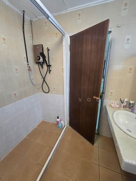2-storey Terraced House for Sale in SS2 (Petaling Jaya) - Justin Voon - Bathroom - PropertyGuru.com.my