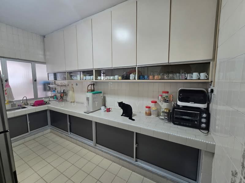 2-storey Terraced House for Sale in SS2 (Petaling Jaya) - Justin Voon - Kitchen - PropertyGuru.com.my