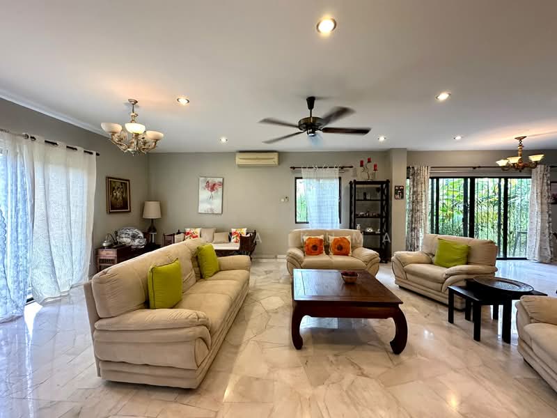Rumah Banglo untuk Dijual di Bandar Country Homes (Rawang) - Uthaya Kumar - Living Room - PropertyGuru.com.my
