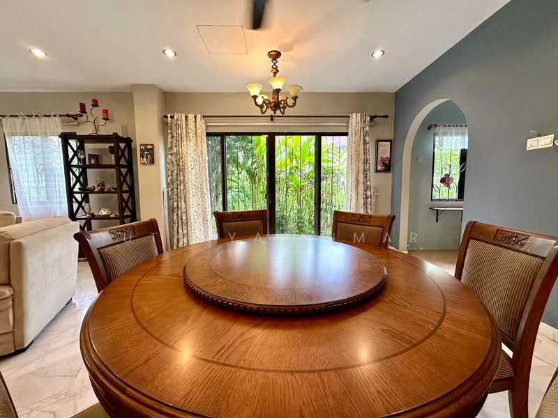 Rumah Banglo untuk Dijual di Bandar Country Homes (Rawang) - Uthaya Kumar - Dining Room - PropertyGuru.com.my