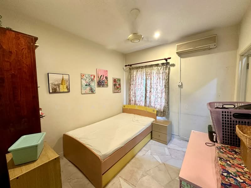 Rumah Banglo untuk Dijual di Bandar Country Homes (Rawang) - Uthaya Kumar - Bedroom - PropertyGuru.com.my