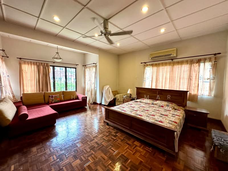 Rumah Banglo untuk Dijual di Bandar Country Homes (Rawang) - Uthaya Kumar - Bedroom - PropertyGuru.com.my