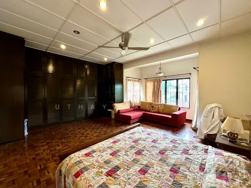 Rumah Banglo untuk Dijual di Bandar Country Homes (Rawang) - Uthaya Kumar - Bedroom - PropertyGuru.com.my