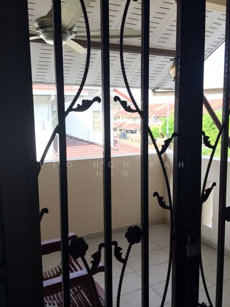 Rumah Teres 2 Tingkat untuk Dijual di Ara Damansara (Selangor) - Leo Hon Kah Hin - Balcony - PropertyGuru.com.my