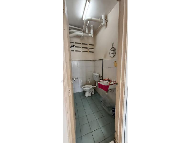 Pangsapuri untuk Dijual di Pangsapuri Angsana - Andy Eng - Bathroom - PropertyGuru.com.my