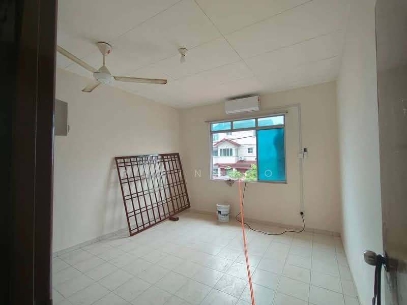 2-storey Terraced House for Rent in Taman Gunung Pulai (Kulai) - Robin Teo - Interior - PropertyGuru.com.my