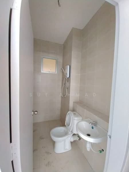 Kondominium untuk Dijual di Residensi Adelia 4 - Sue Ahmad - Bathroom - PropertyGuru.com.my