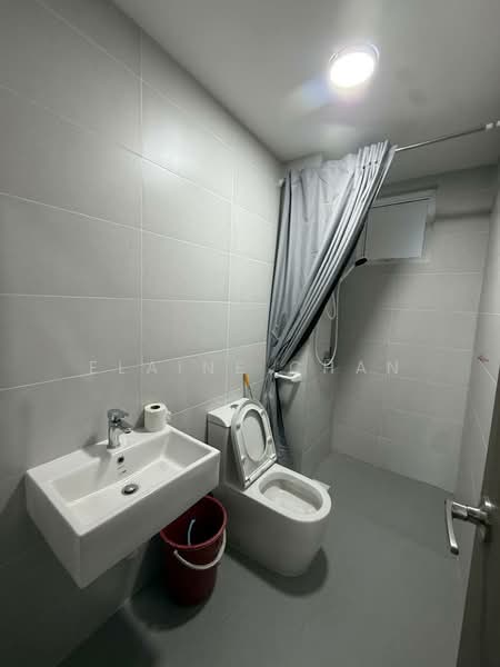 Service Residence for Rent at TRELLIS RESIDENCES - Elaine Chan - Bathroom - PropertyGuru.com.my