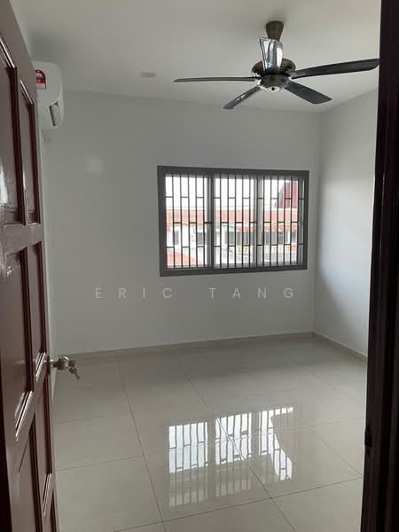 Terraced House for Rent in Taman Damai Jaya (Skudai) - Eric Tang - Interior - PropertyGuru.com.my