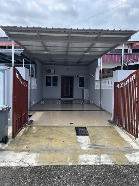 Terraced House for Rent in Taman Damai Jaya (Skudai) - Eric Tang - Exterior - PropertyGuru.com.my