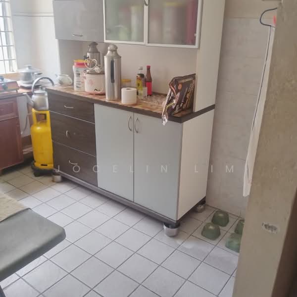 Rumah Teres 2 Tingkat untuk Dijual di TAMAN PUCHONG UTAMA (Puchong) - Jocelin Lim - Kitchen - PropertyGuru.com.my