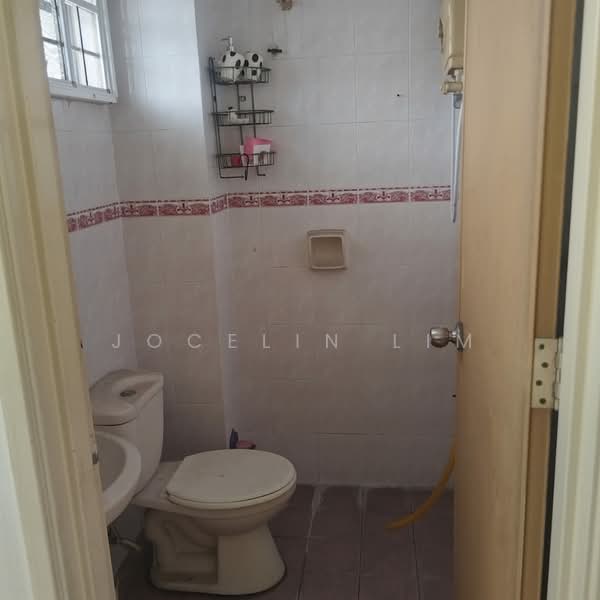 Rumah Teres 2 Tingkat untuk Dijual di TAMAN PUCHONG UTAMA (Puchong) - Jocelin Lim - Bathroom - PropertyGuru.com.my